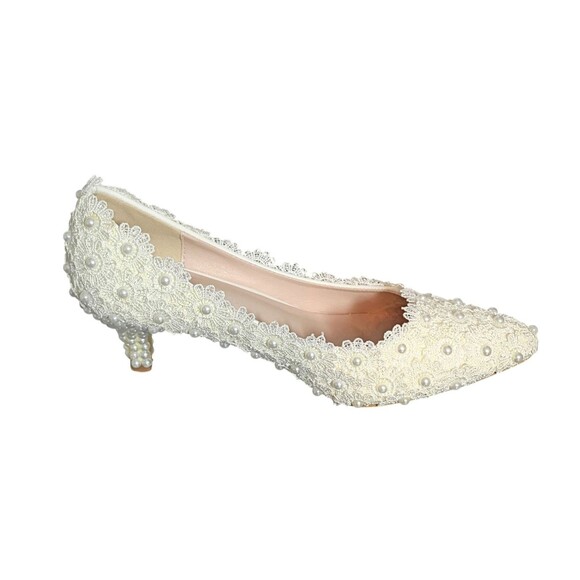 Crystal Queen Lace Daisy‎ & Pearl White Womens Heel Bridal Shoes Elegant 6.5 - Picture 14 of 14